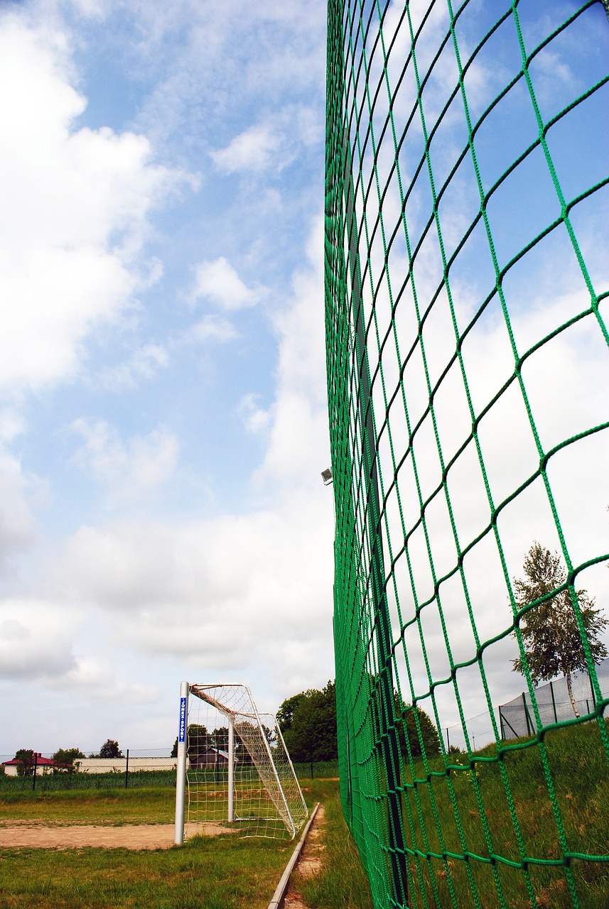 西蒙斯：很开心见到孙兴慜，他是热刺传奇&我很荣幸继承7号