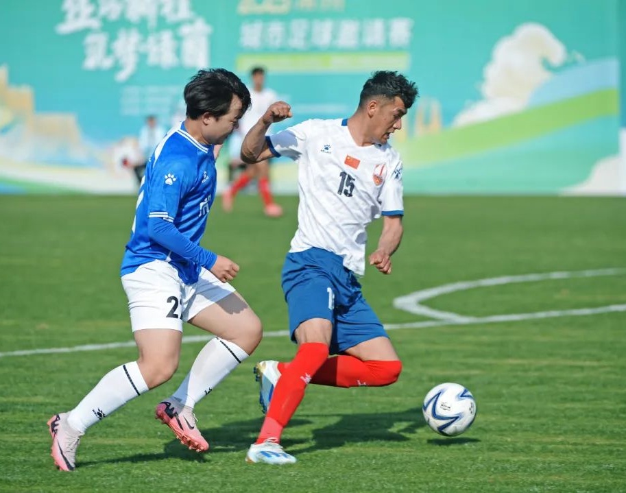 北青：向余望确定缺席中乌之战，吾米提江可能替补出场